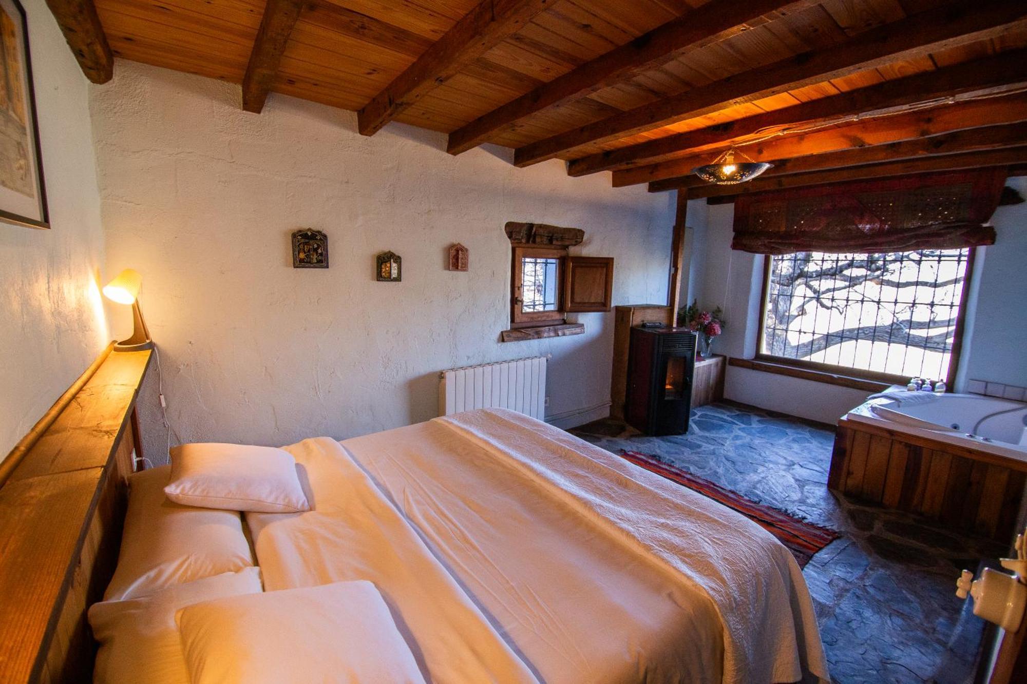 La Casa Del Nogal Villa Гехар-Сиера Екстериор снимка